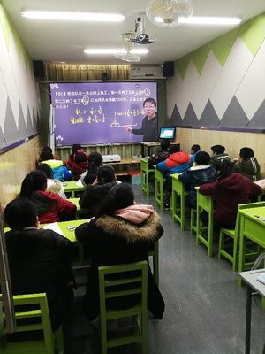 韶關(guān)市湞江區(qū)高思教育信息咨詢(xún) 助力學(xué)生成長(zhǎng)，點(diǎn)亮智慧未來(lái)